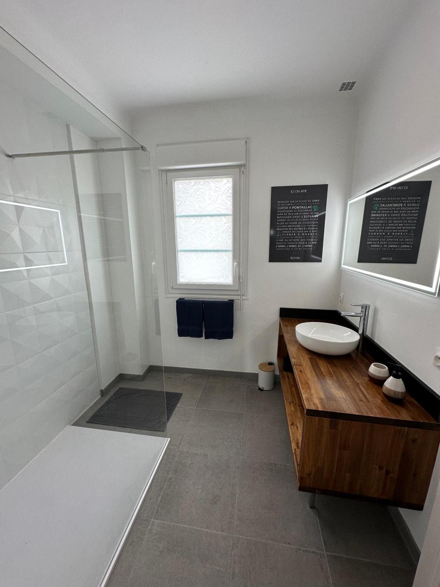 Appartement Avec Balcons Vue Mer A Pontaillac 로양 외부 사진